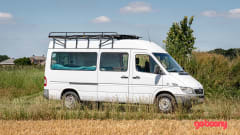 Marcelleke – Super cozy converted Mercedes Sprinter campervan L2H2