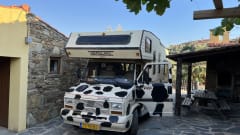 koetje – is a great family camper for 5-6 people and 2 m headroom