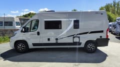 Menfys (2) veranda – Menfys VAN 3 MAXI S-Line (2) with veranda and photovoltaic