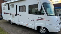 Camper Rapido 2006 – Rapido automaat 4 persoons