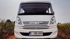 Experience our fully equipped Hymer Integrated. (Extra discount, see below)