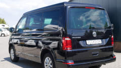 Volkswagen T6 Multivan 5 to 7 seats with pop-up roof!