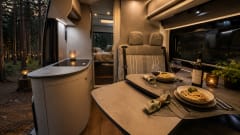 Freedom Suite – 2p Pössl bus uit 2026