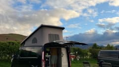 Ford Nugget – 2-4p Ford Nugget Westfalia with pop-up roof from 2015