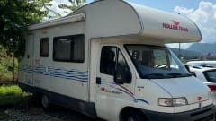 Noleggio Camper 7 Posti - Spazioso e Confortevole!