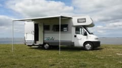 Super large family camper