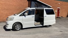 Erica – 2/4 berth Toyota campervan from 2006
