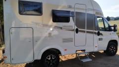 jean Luc – camper verhuur