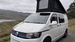 4berth new camper  – Hamish, de VW camper met 4 slaapplaatsen! Verzekering inbegrepen in de prijs!