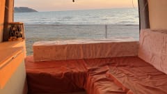 Saoirse – 2p Volkswagen campervan from 2011