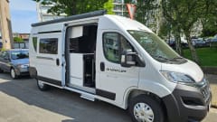 Den Beni  – 4p Benimar campervan uit 2023