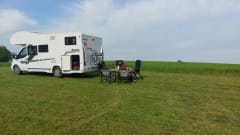 Bramper – Adventure Travel: Rent Our 4-Person Camper!
