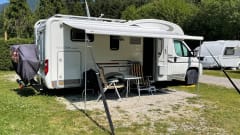 Spacious and luxurious 5 person camper Adria Matrix
