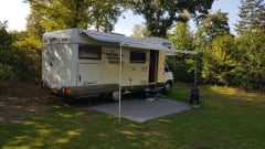 Spacious and wonderful 6 person family camper