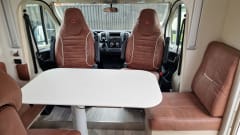 2p Sun Driver semi-integrated uit 2024