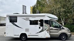 Go explore – Luxury camper with automatic transmission and 170 hp, full of options