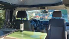 4p Volkswagen campervan uit 2021