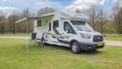 Summer Boy – 4p Benimar camper with large king size bed