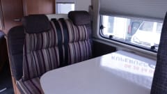 4p Bürstner ixeo 664 half integraal 2013 /airco/cruisecontrol/Hefbed