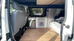 Snowy – Volkswagen T5 Family Camper 
