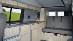 Violet – Camping-car Volkswagen 4 places de 2011