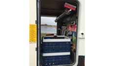 Modern Camper, automatic with air conditioning, TV and bicycle lift💪 fully equipped!