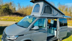 VW T6.1 Transporter with heater(great for the winter getaways!)