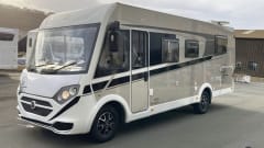 Goldie – 5 berth Carado integrated from 2018