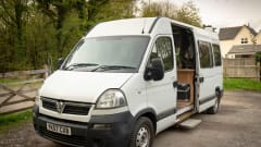 Annie The Ambulance – Ex-Ambulance, 3 Birth, Converted Campervan