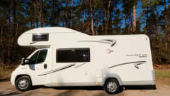 Nice complete family motorhome rental!