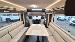 De Gulle Ooievaar  – 6p Roller Team semi-integrated uit 2020