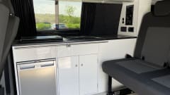 Bertie – 4 berth Volkswagen bus from 2015