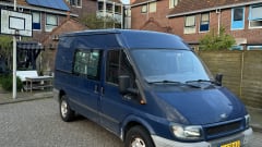 Rendang – Off-Grid Ford Bus Camper - 2p. - for real adventurers