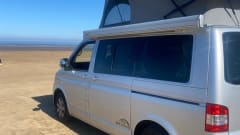 Vino – 4 berth Volkswagen T5 Hillside Camper conversion 2015