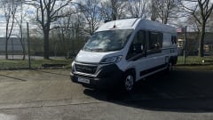 Diversity  640LEK – Professional Motors Malibu Rent