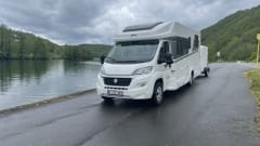 Calimero  – 4 pers Carat luxury camper with fixed bed