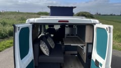 Baboon  – 2p Peugeot boxer camperbus 