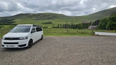 Lizzy the camperess  – 4 berth Volkswagen campervan from 2012