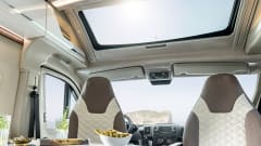 Well equipped Karmann Davis 620 bus from 2022 - dogs welcome