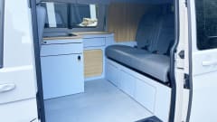 The Lillie camper – 4 berth VW T6.1 camper with awning