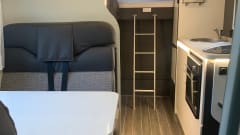 MW – 6 Berth Roller Team 675