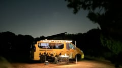 Arie – Renault Trafic campervan uit 2017