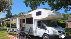De familiecamper – 7p Ford alcove uit 2009
