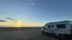 Etrusco  – Etrusco Campervan Double Bed 