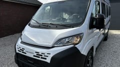 6 Weinsberg 600 Fire buscamper 2025 automatic