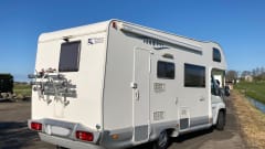 Op stap met de Baron! – Spacious 6-person family camper
