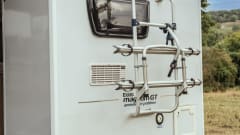 Fun Bus – 2 berth Peugeot semi 2017