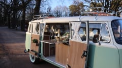 Lientje –  Volkswagen T2 bus uit 1990