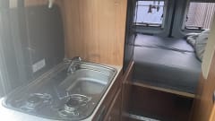 2p Weinsberg bus uit 2015