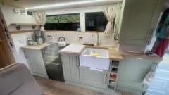 Viva La Vario – 4 berth Mercedes-Benz semi-integrated from 2004